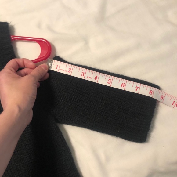 Express black sweater short sleeves size S - Picture 11 of 13